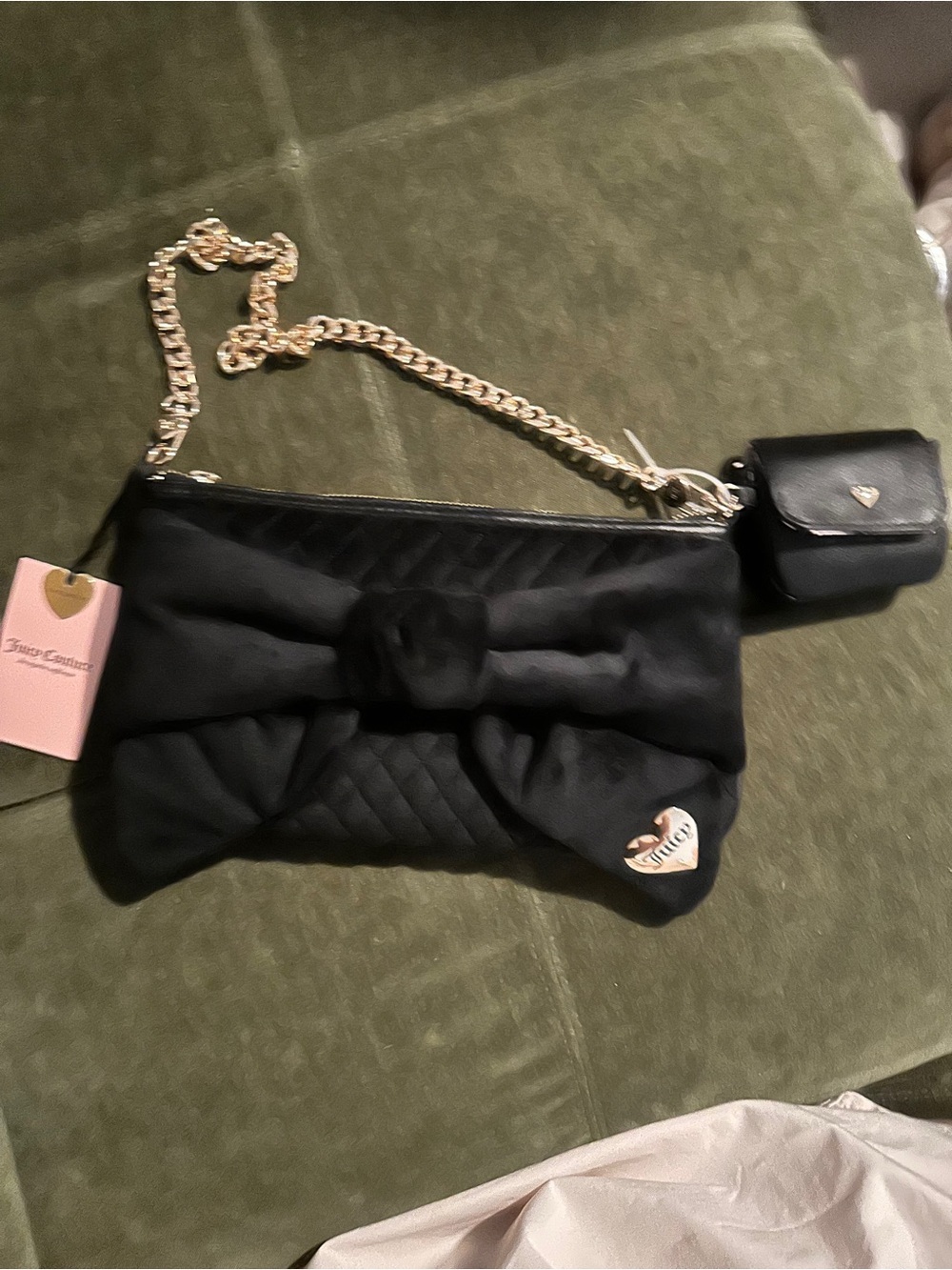 Y2K Black Bow Velvet Shoulder Bag with Gold Chain and Charm - Picture 6 of 6